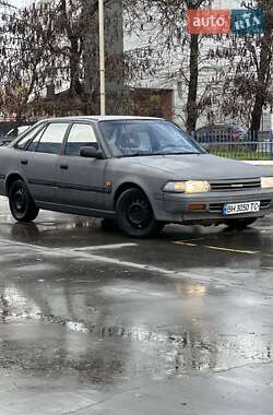 Седан Toyota Carina 1990 в Одесі