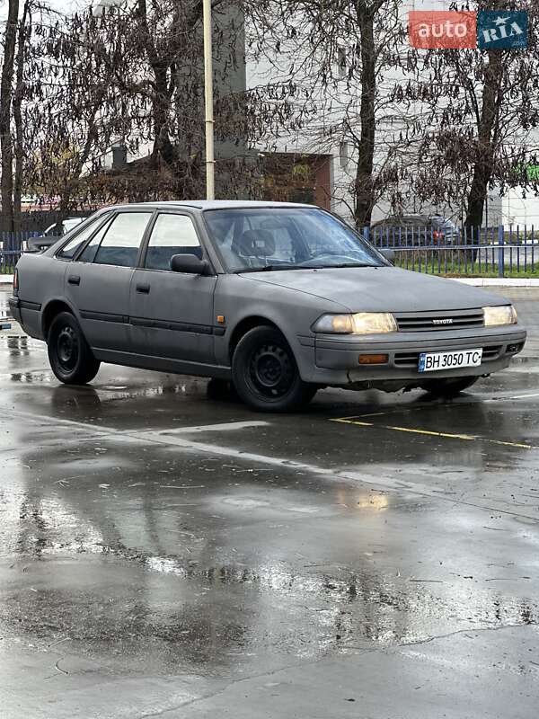 Toyota Carina 1990 Toyota Carina 1990