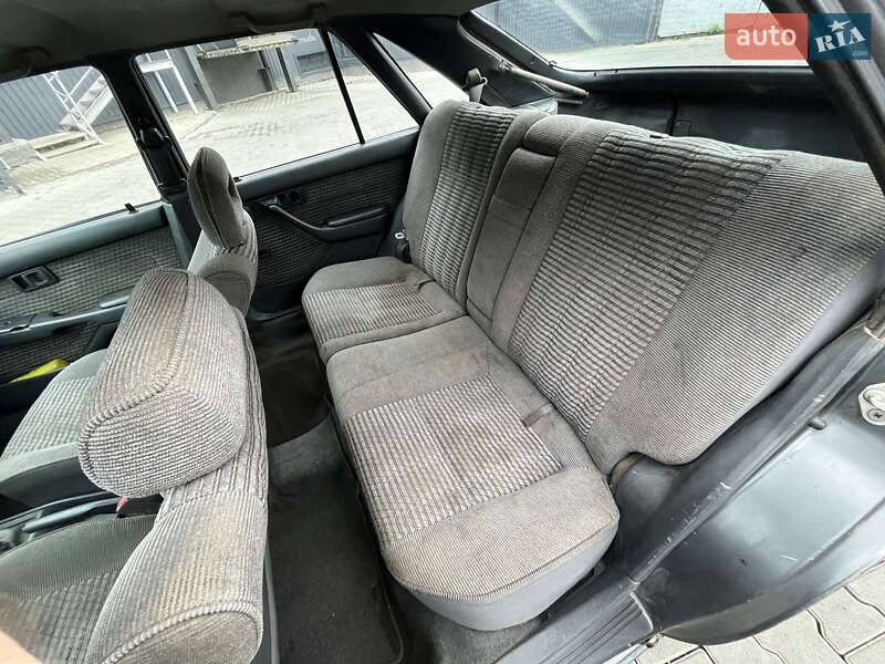 Хэтчбек Toyota Carina 1991 в Одессе