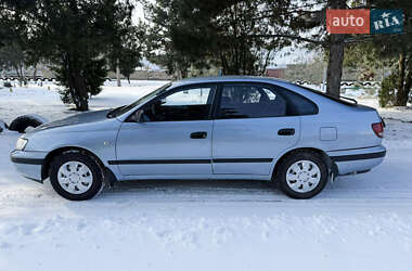 Седан Toyota Carina 1994 в Одессе