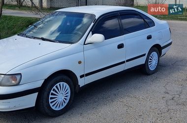 Седан Toyota Carina 1993 в Одессе