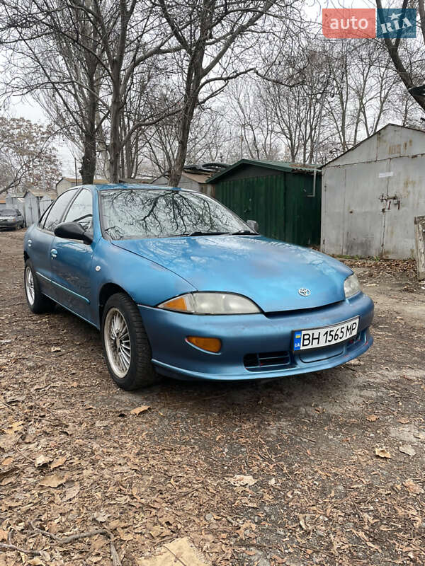 Седан Toyota Cavalier 1999 в 