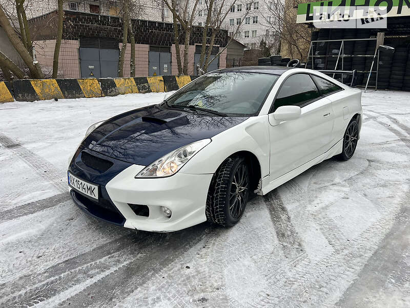 Купе Toyota в Казахстане