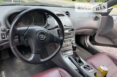 Купе Toyota Celica 2000 в Коростене