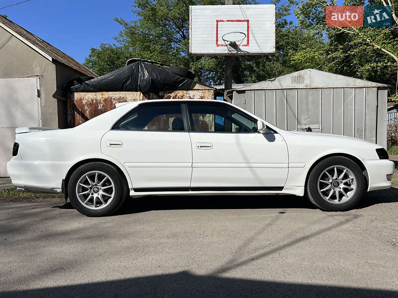 Седан Toyota Chaser 2000 в Одесі