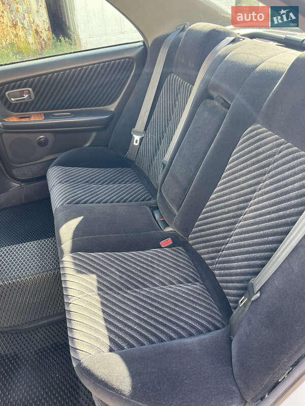 Седан Toyota Chaser 2000 в Одесі