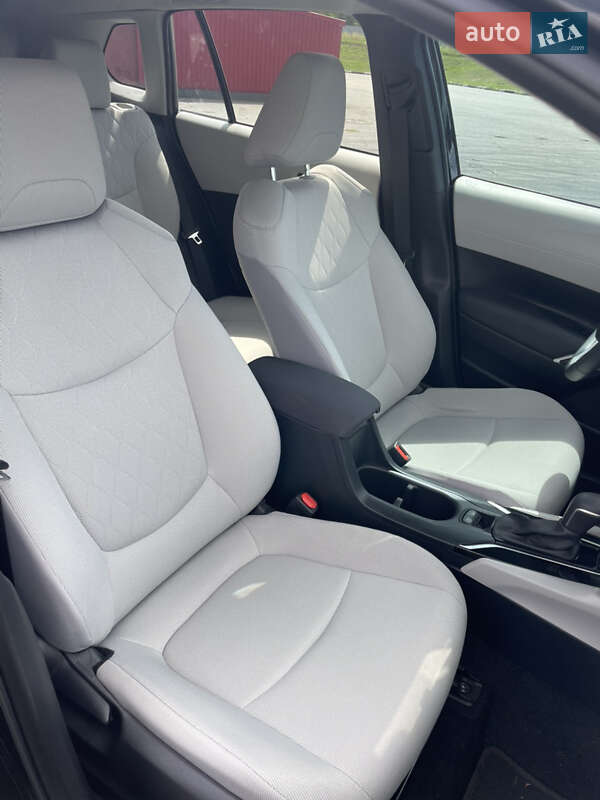 Позашляховик / Кросовер Toyota Corolla Cross 2022 в Києві