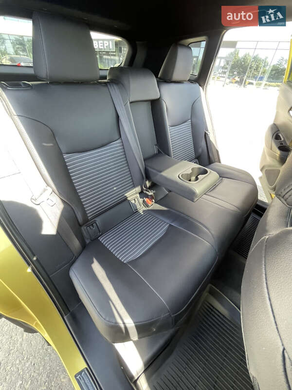 Позашляховик / Кросовер Toyota Corolla Cross 2023 в Києві