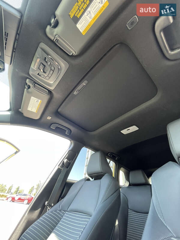 Позашляховик / Кросовер Toyota Corolla Cross 2023 в Києві