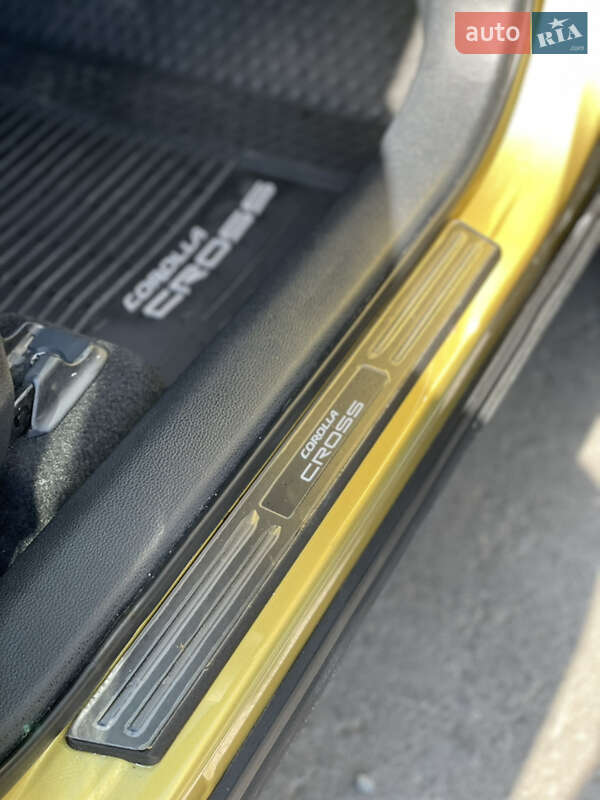 Позашляховик / Кросовер Toyota Corolla Cross 2023 в Києві