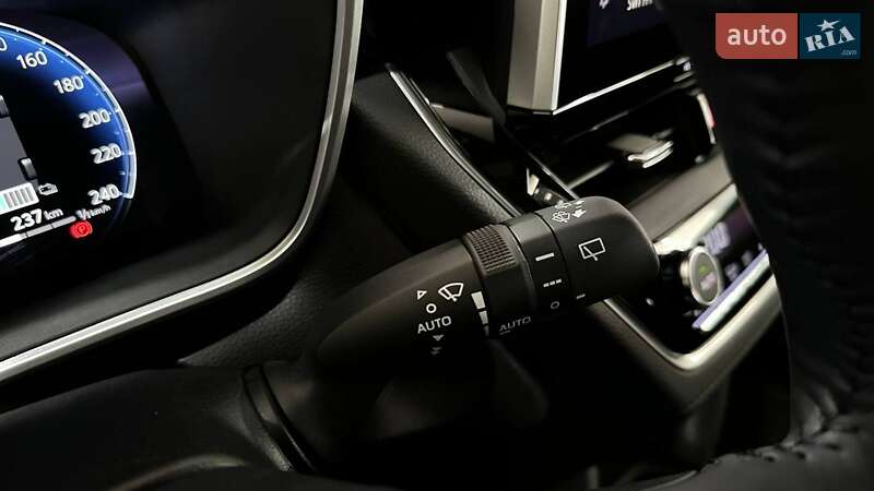 Позашляховик / Кросовер Toyota Corolla Cross 2023 в Ужгороді