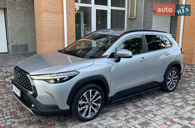 Внедорожник / Кроссовер Toyota Corolla Cross 2022 в Киеве