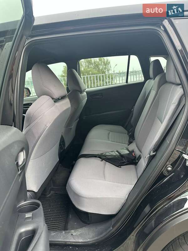 Внедорожник / Кроссовер Toyota Corolla Cross 2023 в Днепре фото 13 Внедорожник / Кроссовер Toyota Corolla Cross 2023 в Днепре