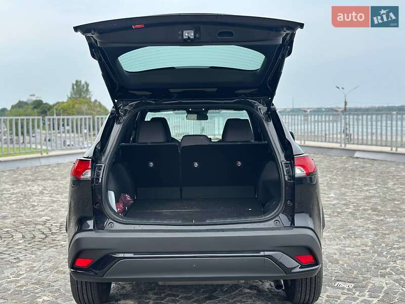 Внедорожник / Кроссовер Toyota Corolla Cross 2023 в Днепре фото 9 Внедорожник / Кроссовер Toyota Corolla Cross 2023 в Днепре