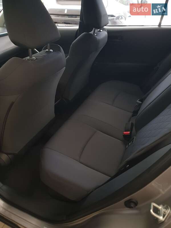 Внедорожник / Кроссовер Toyota Corolla Cross 2024 в Днепре