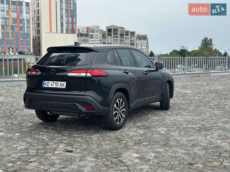 Внедорожник / Кроссовер Toyota Corolla Cross 2023 в Днепре