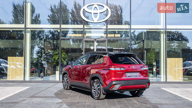 Внедорожник / Кроссовер Toyota Corolla Cross 2024 в Днепре