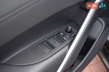 Внедорожник / Кроссовер Toyota Corolla Cross 2024 в 