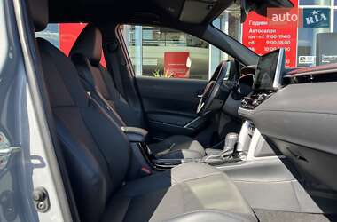 Позашляховик / Кросовер Toyota Corolla Cross 2024 в 