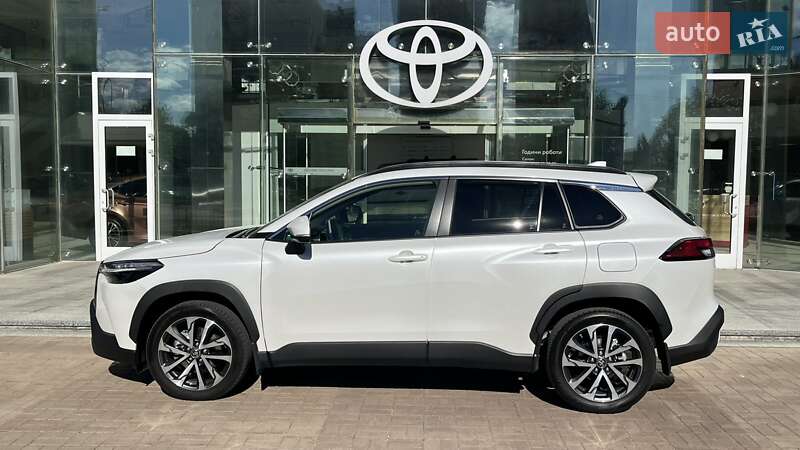 Внедорожник / Кроссовер Toyota Corolla Cross 2023 в Киеве