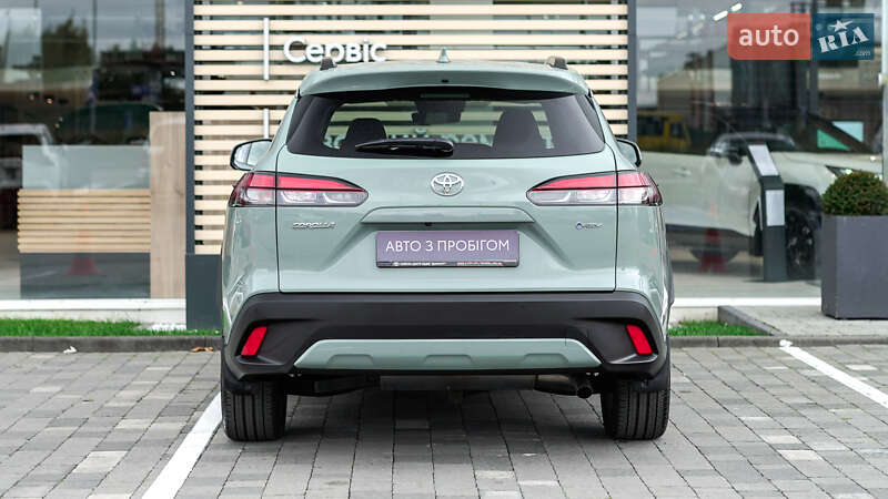 Позашляховик / Кросовер Toyota Corolla Cross 2024 в Львові