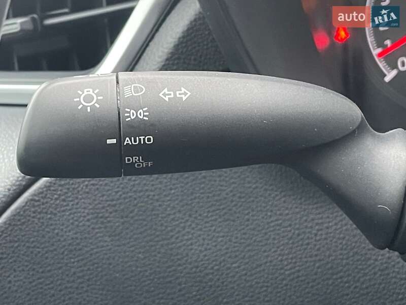 Внедорожник / Кроссовер Toyota Corolla Cross 2022 в Киеве