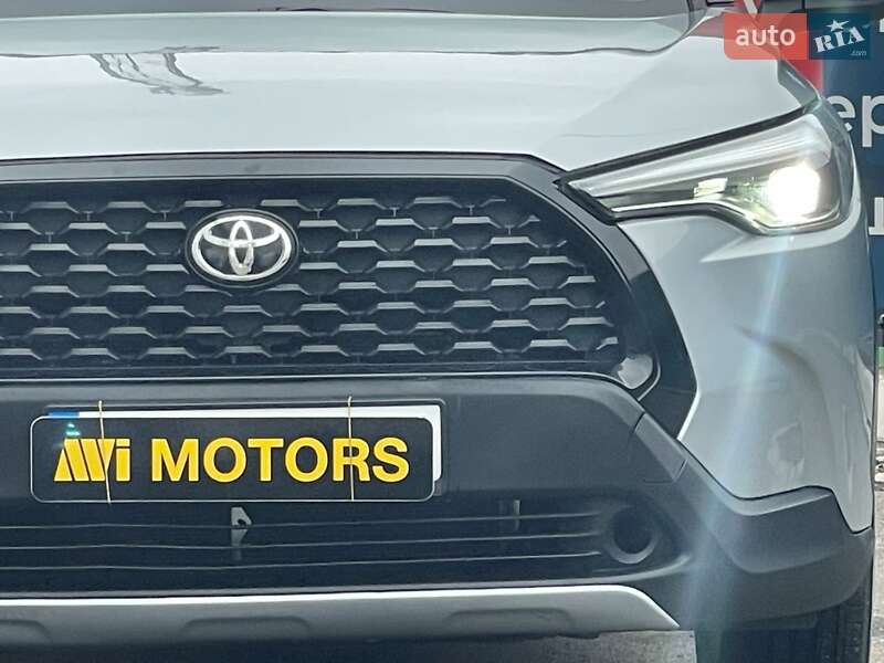 Внедорожник / Кроссовер Toyota Corolla Cross 2022 в Киеве