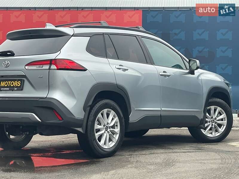 Внедорожник / Кроссовер Toyota Corolla Cross 2022 в Киеве