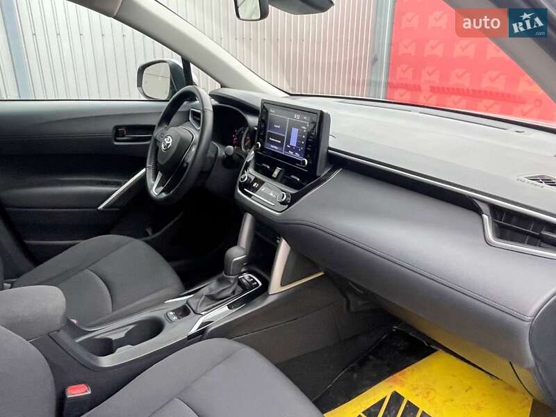 Внедорожник / Кроссовер Toyota Corolla Cross 2022 в Киеве