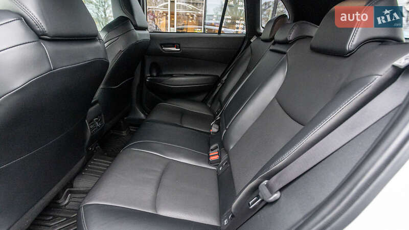 Позашляховик / Кросовер Toyota Corolla Cross 2023 в Дніпрі