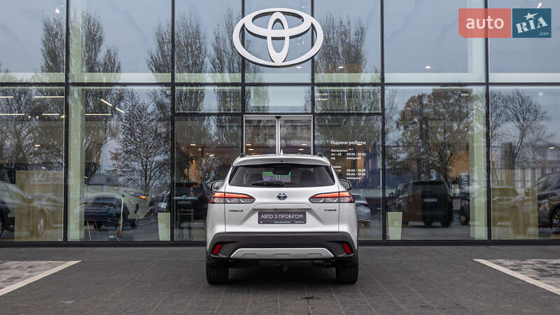 Позашляховик / Кросовер Toyota Corolla Cross 2023 в Дніпрі
