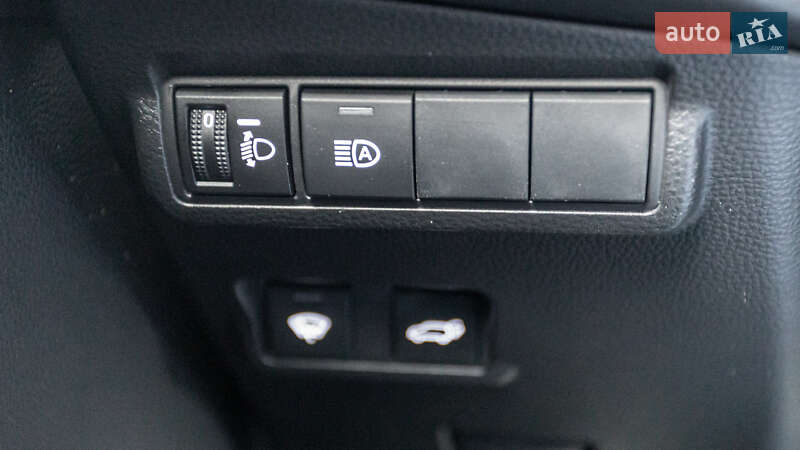 Позашляховик / Кросовер Toyota Corolla Cross 2023 в Дніпрі