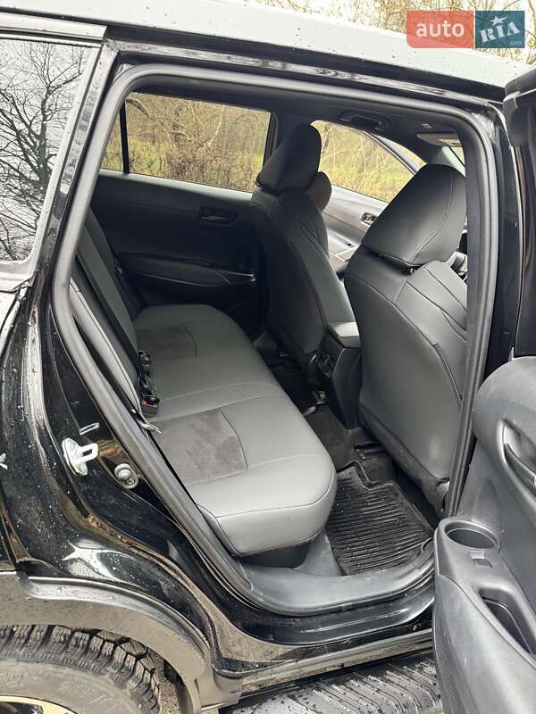 Внедорожник / Кроссовер Toyota Corolla Cross 2024 в Ватутино