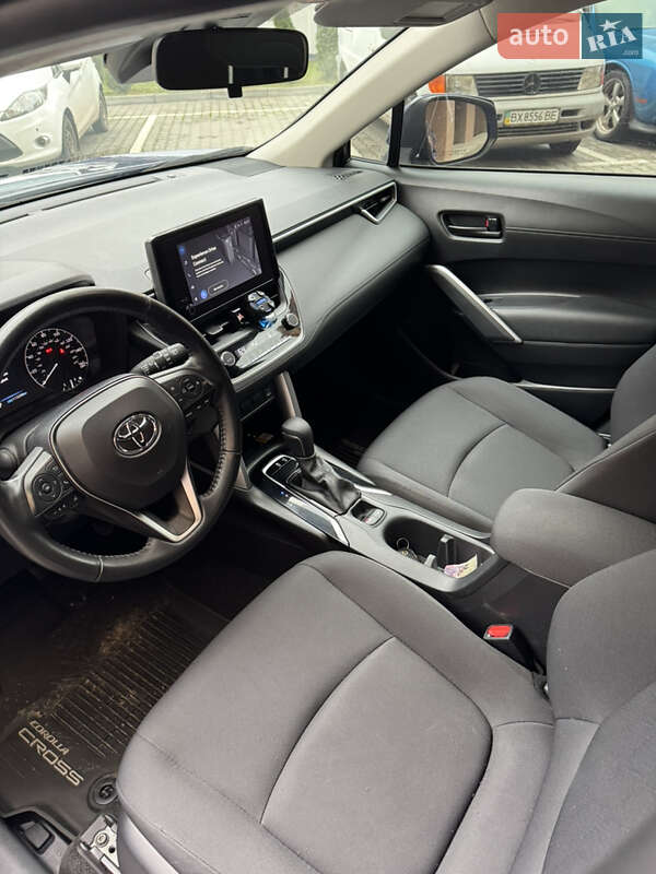 Позашляховик / Кросовер Toyota Corolla Cross 2023 в Хмельницькому фото 26 Позашляховик / Кросовер Toyota Corolla Cross 2023 в Хмельницькому