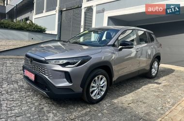 Внедорожник / Кроссовер Toyota Corolla Cross 2025 в Киеве