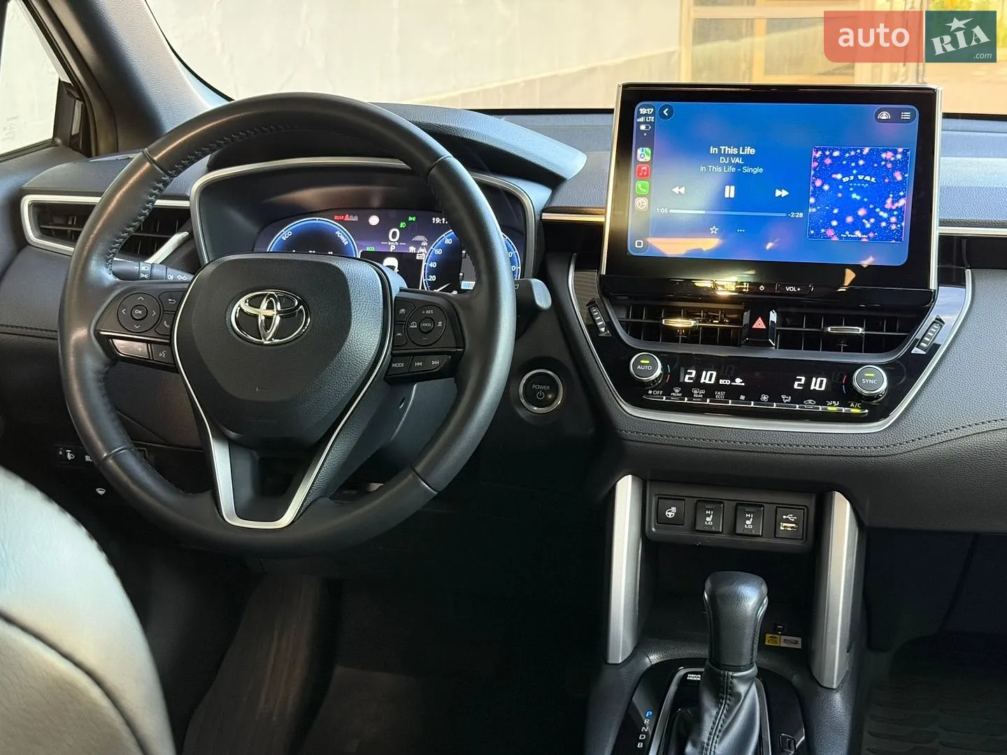 2023 Toyota Corolla Cross - мініатюра 22