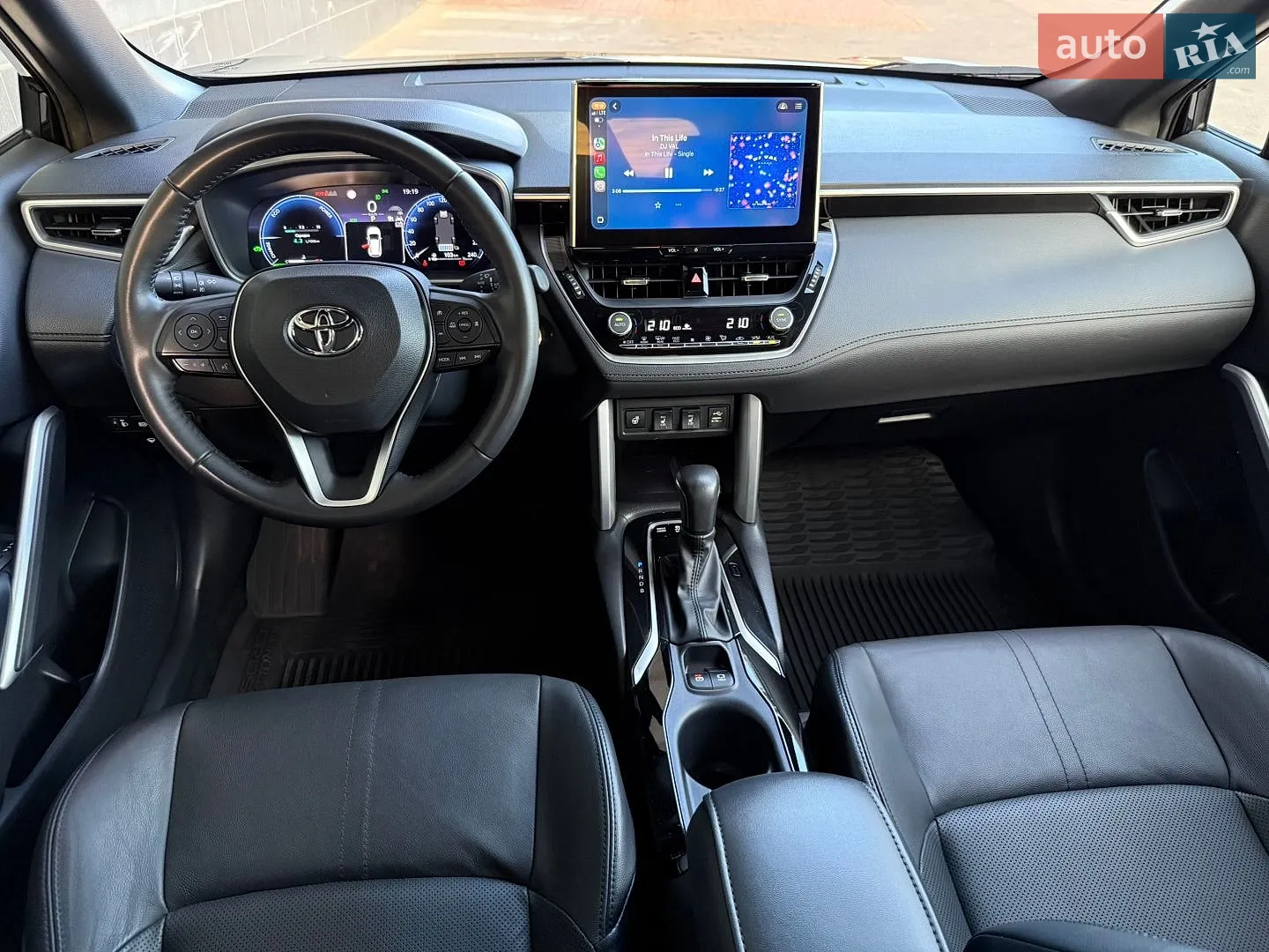 2023 Toyota Corolla Cross - мініатюра 21