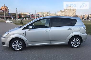 Універсал Toyota Corolla Verso 2008 в 