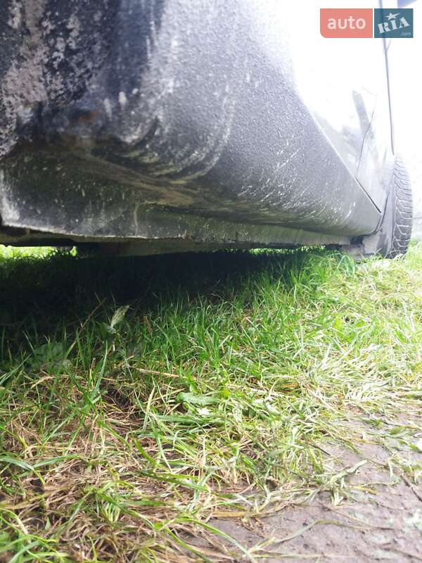 Мінівен Toyota Corolla Verso 2003 в Львові