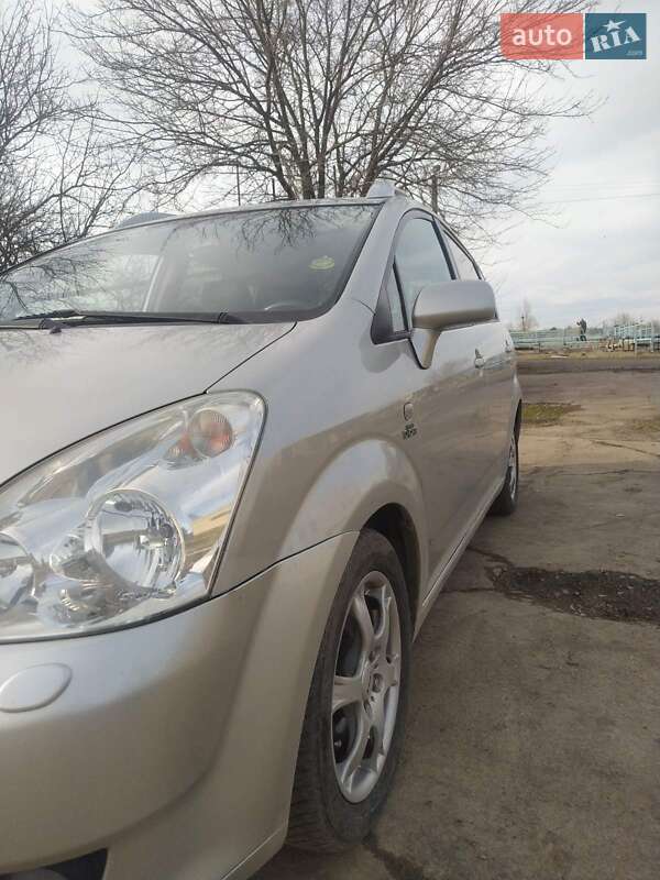 Мінівен Toyota Corolla Verso 2008 в Боярці фото 5 Мінівен Toyota Corolla Verso 2008 в Боярці