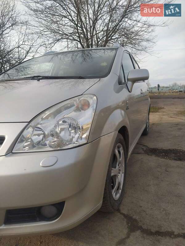Мінівен Toyota Corolla Verso 2008 в Боярці фото 6 Мінівен Toyota Corolla Verso 2008 в Боярці