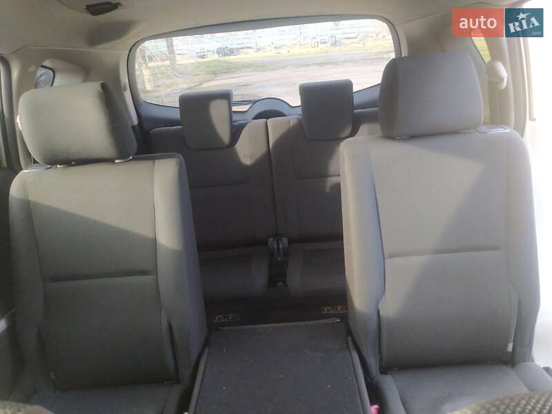 Мінівен Toyota Corolla Verso 2008 в Боярці фото 29 Мінівен Toyota Corolla Verso 2008 в Боярці