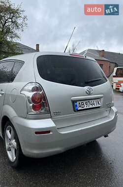 Минивэн Toyota Corolla Verso 2005 в Гнивани