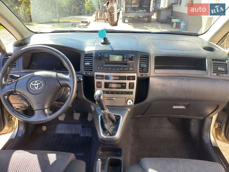 Минивэн Toyota Corolla Verso 2003 в Дружковке
