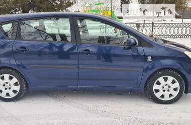 Минивэн Toyota Corolla Verso 2004 в Косове