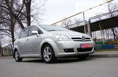 Минивэн Toyota Corolla Verso 2006 в Николаеве