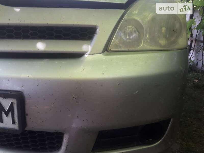 Мінівен Toyota Corolla Verso 2004 в Хоролі