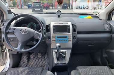 Мінівен Toyota Corolla Verso 2007 в 