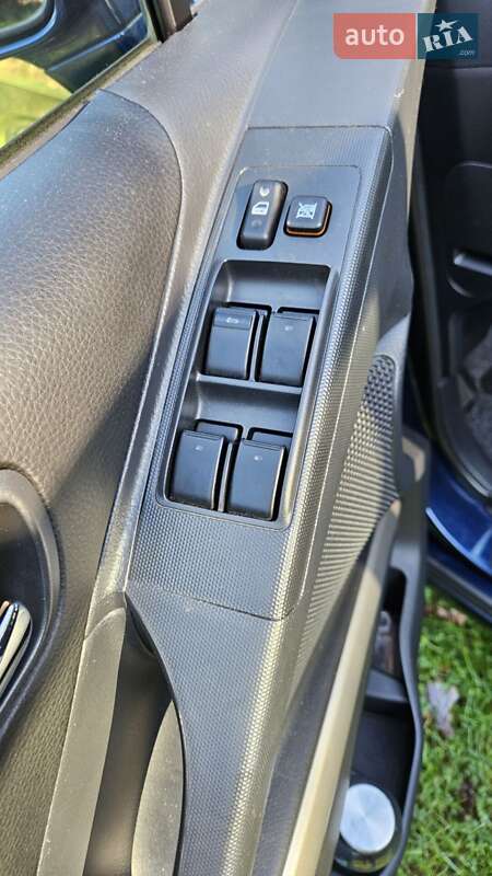 Мінівен Toyota Corolla Verso 2004 в Хмельницькому фото 8 Мінівен Toyota Corolla Verso 2004 в Хмельницькому