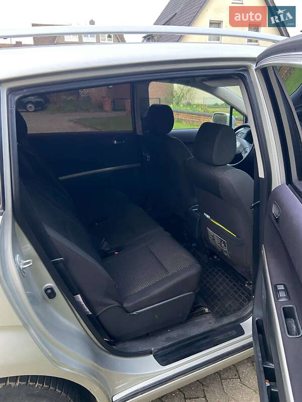 Минивэн Toyota Corolla Verso 2008 в Сарнах